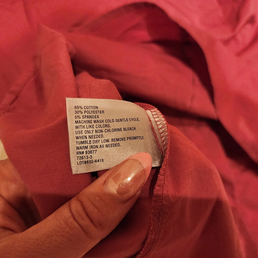 Worthington Women's Burgundy Button-Up Shirt Small - Picture 8 of 8